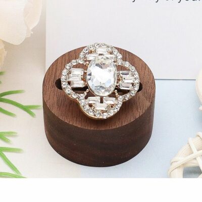 12pk Oval Crystal in Flower Rings